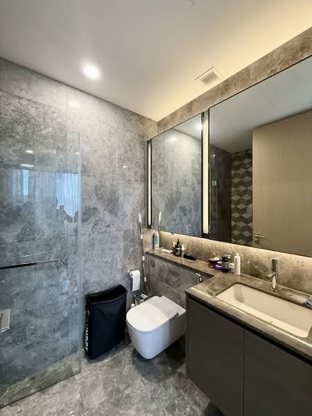 Leedon Green, 32 Leedon Heights, 1 Bedroom, 689 sqft, Condominium For Sale, by Lynn Er, 500194652 - Bathroom - PropertyGuru.com.sg