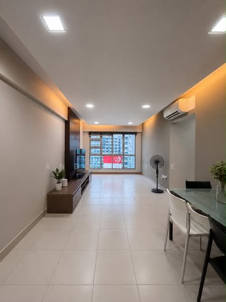 274C Punggol Place, 274C Punggol Place, 3 Bedrooms, 1,001 sqft, HDB Flat For Sale, by Andrew Yek, 500194666 - Living Room - PropertyGuru.com.sg