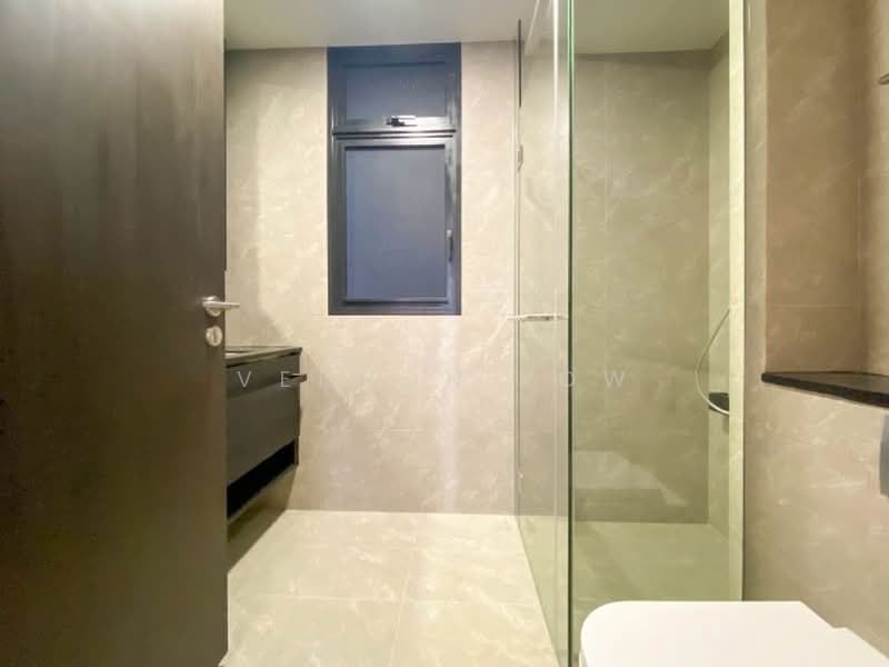Park Colonial, 4 Woodleigh Lane, 3 Bedrooms, 980 sqft, Condominium For Sale, by Vernon Low, 500194672 - PropertyGuru.com.sg