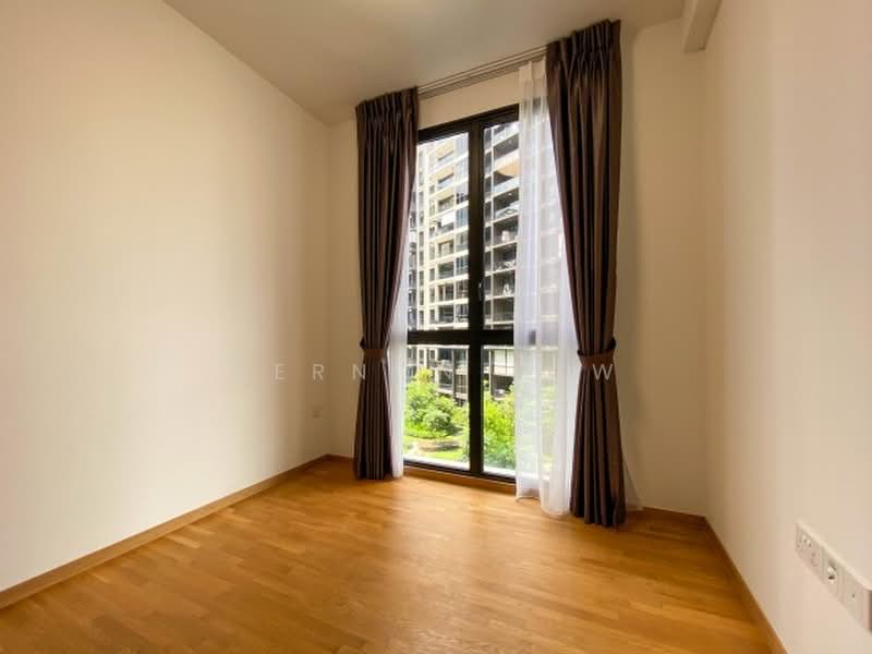 Park Colonial, 4 Woodleigh Lane, 3 Bedrooms, 980 sqft, Condominium For Sale, by Vernon Low, 500194672 - PropertyGuru.com.sg
