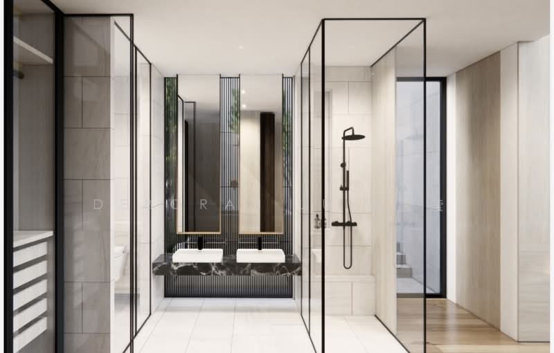 Robin Close. Stevens MRT. ACS. SCGS, Robin Close, Tanglin / Holland / Bukit Timah, 6 Bedrooms, 8,506 sqft, Semi-Detached House For Sale, by Deborah Lu 陆滢滢, 500194678 - Bathroom - PropertyGuru.com.sg