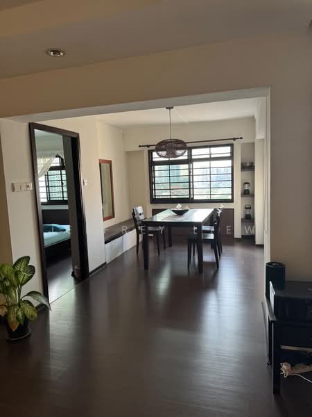 1 Pine Close, 1 Pine Close, 3 Bedrooms, 1,185 sqft, HDB Flat For Sale, by Jeffrey Liew, 500194685 - Dining Room - PropertyGuru.com.sg