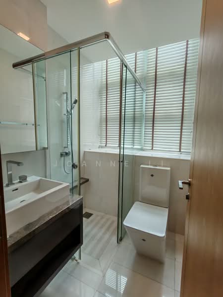 Watten House, 38 Shelford Road, 4 Bedrooms, 1,851 sqft, Condominium For Sale, by Joanne Li, 500194687 - Bathroom - PropertyGuru.com.sg