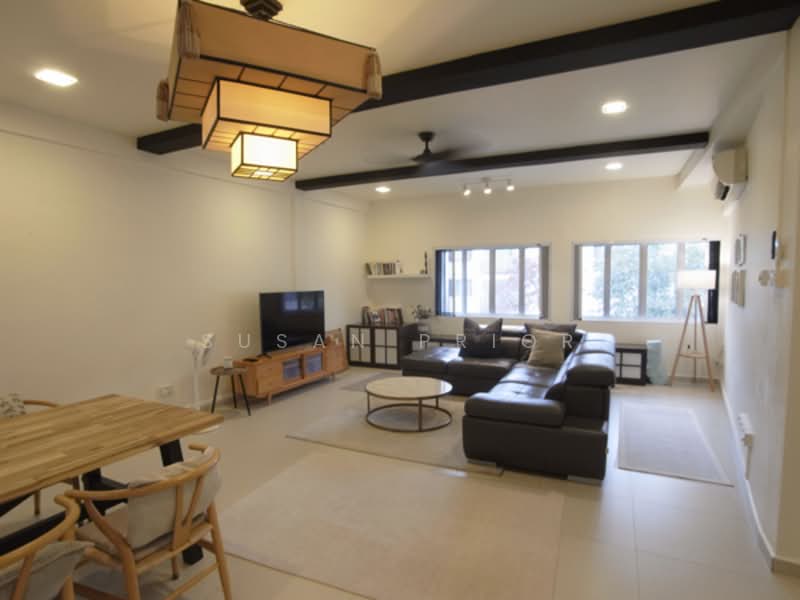 Tiong Bahru 1300 sq ft, Tiong Bahru Road, 2 Bedrooms, 1,300 sqft, Conservation House For Sale, by Susan Prior, 500194698 - Living Room - PropertyGuru.com.sg