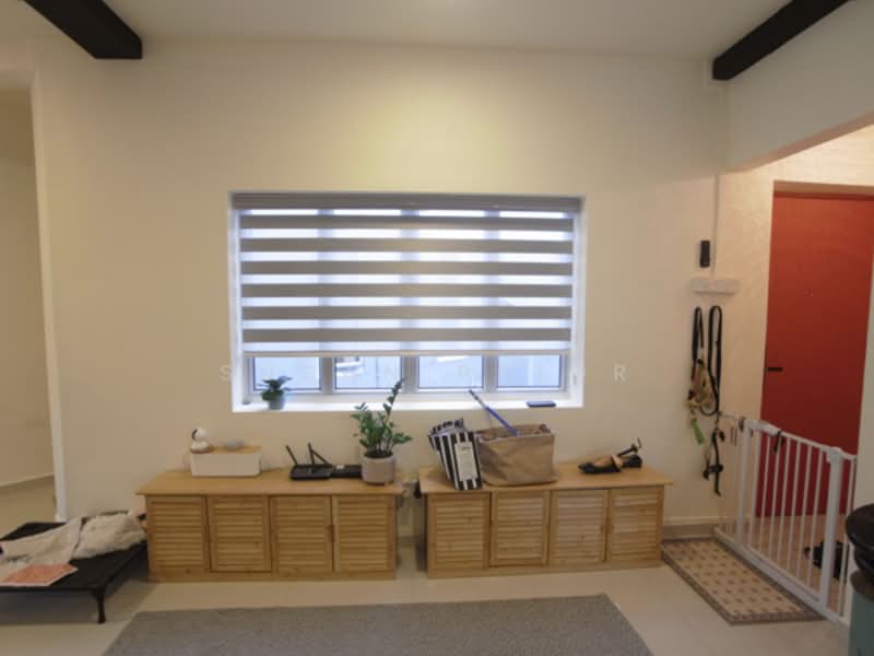 Tiong Bahru 1300 sq ft, Tiong Bahru Road, 2 Bedrooms, 1,300 sqft, Conservation House For Sale, by Susan Prior, 500194698 - Living Room - PropertyGuru.com.sg