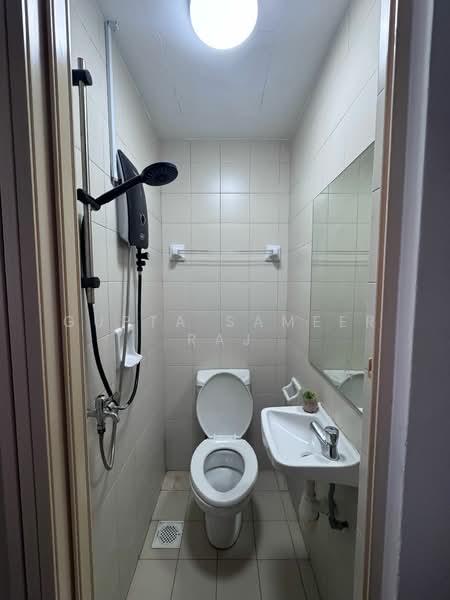 Rafflesia Condo, 31 Bishan Street 21, Room Rental, 150 sqft, Condominium For Rent, by Gupta Sameer Raj, 500194701 - Bathroom - PropertyGuru.com.sg