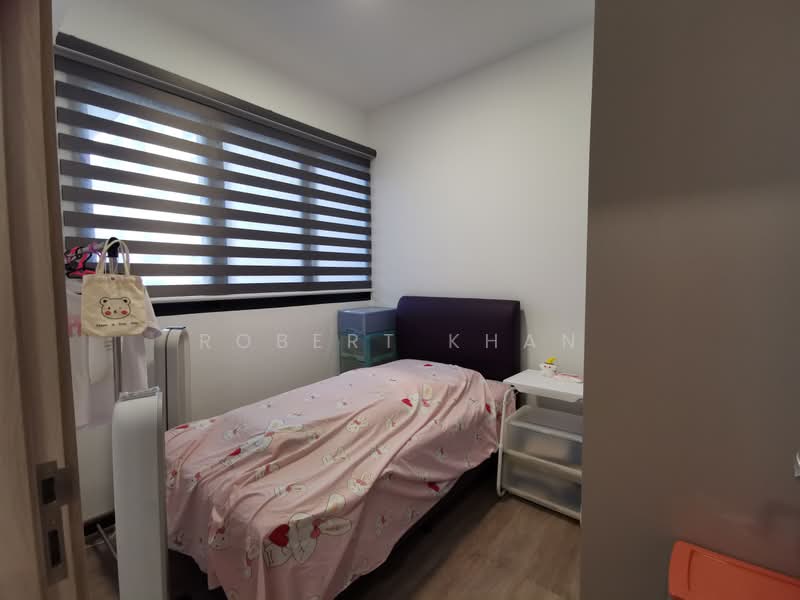 Sengkang Grand Residences, 74 Compassvale Bow, 2 Bedrooms, 732 sqft, Condominium For Sale, by Robert Khan, 500194706 - Bedroom - PropertyGuru.com.sg