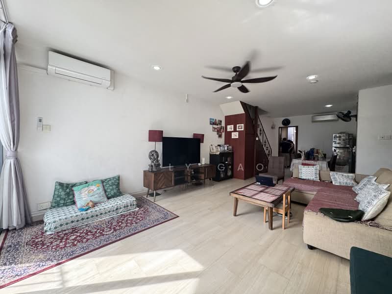 Emerald Park, 2 Indus Road, 3 Bedrooms, 1,432 sqft, Condominium For Rent, by Willy Gao, 500194707 - Living Room - PropertyGuru.com.sg
