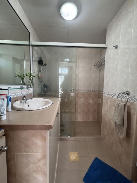 Emerald Park, 2 Indus Road, 3 Bedrooms, 1,432 sqft, Condominium For Rent, by Willy Gao, 500194707 - Bathroom - PropertyGuru.com.sg