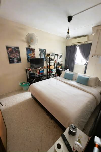 808 Tampines Avenue 4, 808 Tampines Avenue 4, 2 Bedrooms, 786 sqft, HDB Flat For Rent, by Angel Koh An Qi, 500194715 - Bedroom - PropertyGuru.com.sg