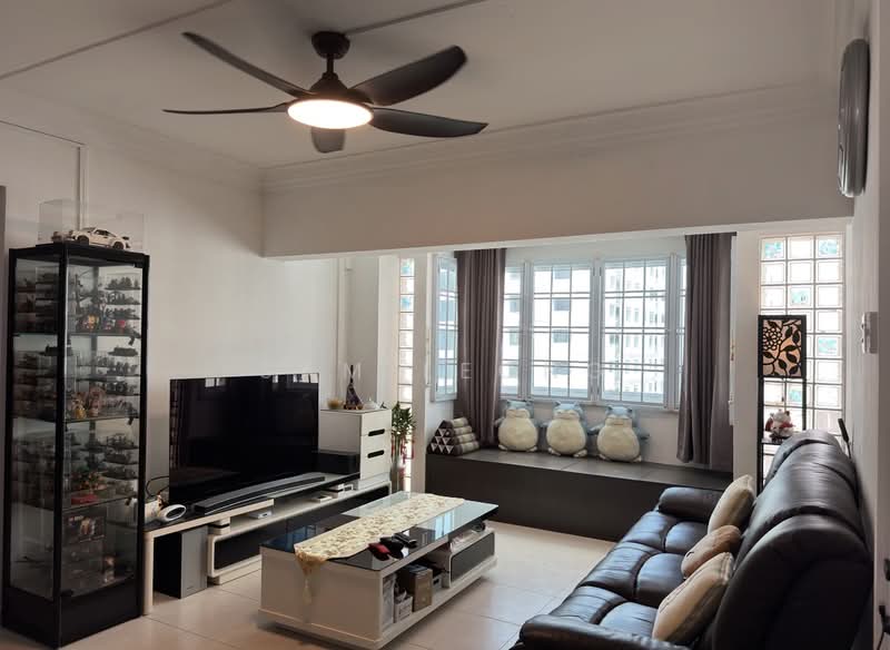 666B Jurong West Street 65, 666B Jurong West Street 65, Boon Lay / Jurong / Tuas, 4 Bedrooms, 1,399 sqft, HDB Flat For Sale, by Sam Leong, 500194722 - Living Room - PropertyGuru.com.sg
