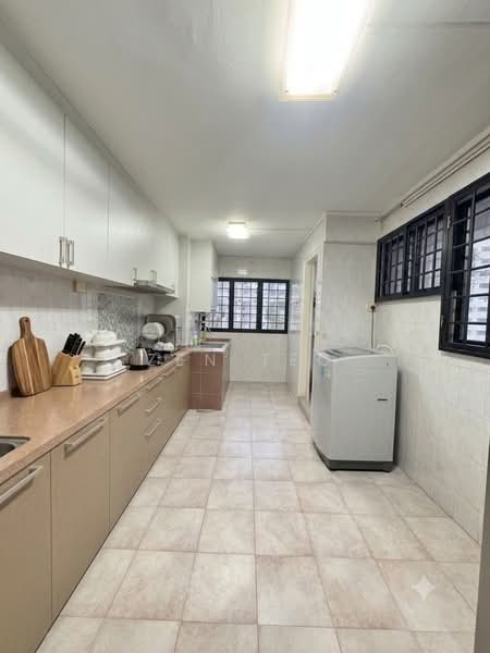 605 Bedok Reservoir Road, 605 Bedok Reservoir Road, 3 Bedrooms, 1,302 sqft, HDB Flat For Sale, by Zen Teo, 500194724 - Kitchen - PropertyGuru.com.sg