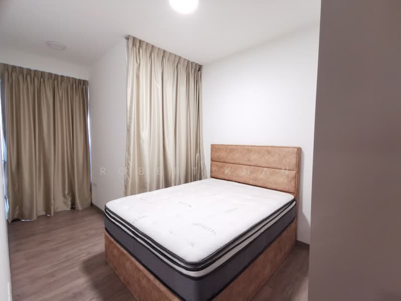 Sengkang Grand Residences, 74 Compassvale Bow, 2 Bedrooms, 764 sqft, Condominium For Rent, by Robert Khan, 500194725 - Bedroom - PropertyGuru.com.sg