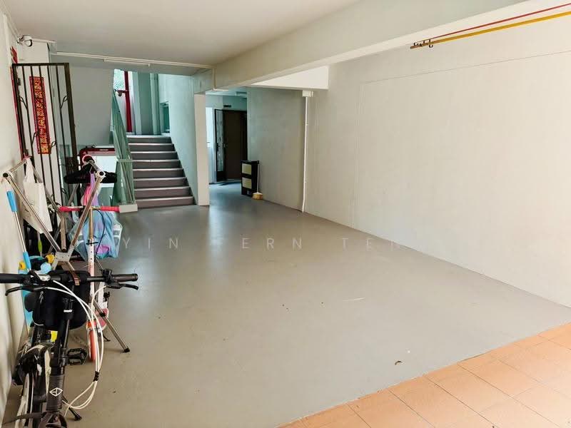 551 Hougang Street 51, 551 Hougang Street 51, Hougang / Punggol / Sengkang, 3 Bedrooms, 1,109 sqft, HDB Flat For Sale, by Yin Fern Teng, 500194737 - Entrance - PropertyGuru.com.sg