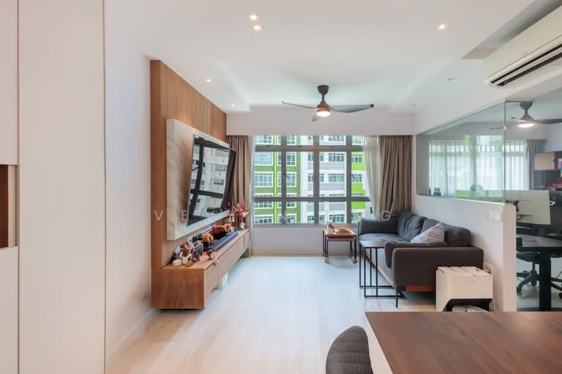 808A Chai Chee Road, 808A Chai Chee Road, 3 Bedrooms, 1,001 sqft, HDB Flat For Sale, by Vevien Ong, 500194749 - Living Room - PropertyGuru.com.sg