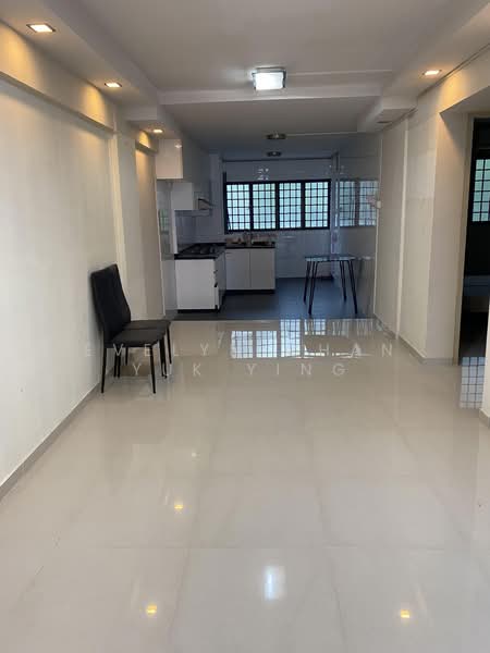 705 Ang Mo Kio Avenue 8, 705 Ang Mo Kio Avenue 8, 2 Bedrooms, 732 sqft, HDB Flat For Sale, by Evelyn Chan Yuk Ying, 500194750 - Interior - PropertyGuru.com.sg