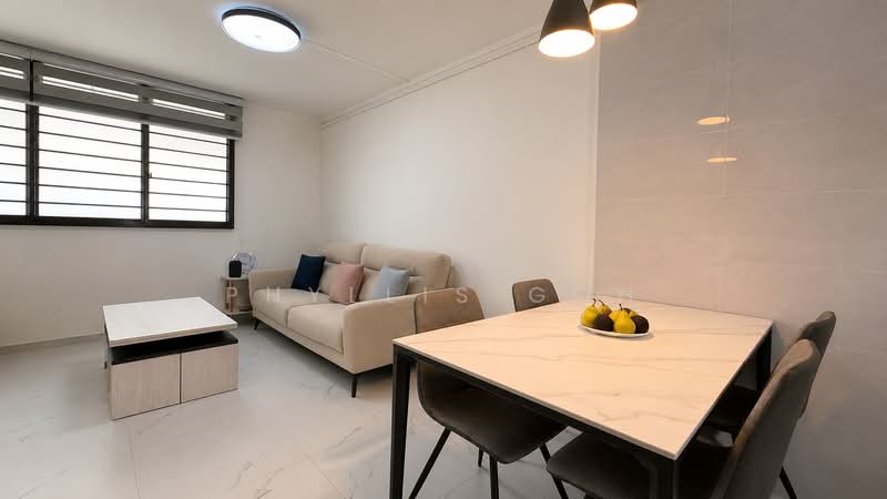 109 Bishan Street 12, 109 Bishan Street 12, 3 Bedrooms, 904 sqft, HDB Flat For Sale, by Phyllis Goh, 500194772 - Living Room - PropertyGuru.com.sg
