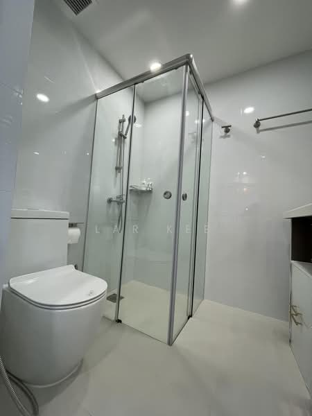 Bena Park [Studio], , Room Rental, 130 sqft, Semi-Detached House For Rent, by Lar Kee, 500194773 - Bathroom - PropertyGuru.com.sg