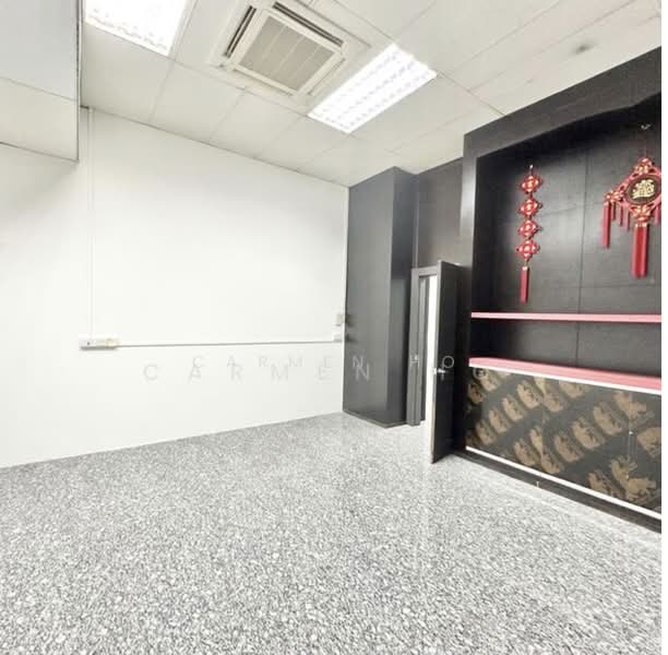 Northland Industrial Building, 3 Woodlands Industrial Park E1, 1,614 sqft, Factory / Workshop (B2) For Sale, by Carmen Ho, 500194783 - Interior - CommercialGuru.com.sg