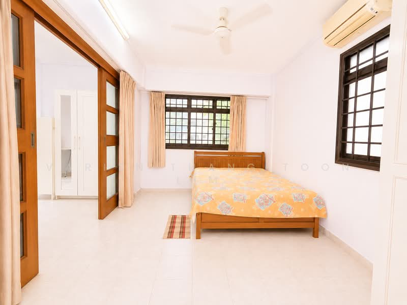 323 Sembawang Close, 323 Sembawang Close, 3 Bedrooms, 1,292 sqft, HDB Flat For Sale, by Varien Thang Toon Lim, 500194789 - Bedroom - PropertyGuru.com.sg