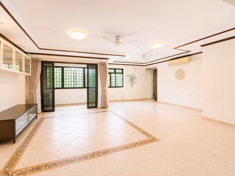 323 Sembawang Close, 323 Sembawang Close, 3 Bedrooms, 1,292 sqft, HDB Flat For Sale, by Varien Thang Toon Lim, 500194789 - Living Room - PropertyGuru.com.sg