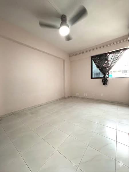 142 Bishan Street 12, 142 Bishan Street 12, 3 Bedrooms, 904 sqft, HDB Flat For Sale, by Cheryl Phua, 500194792 - Common bedroom 1 - PropertyGuru.com.sg
