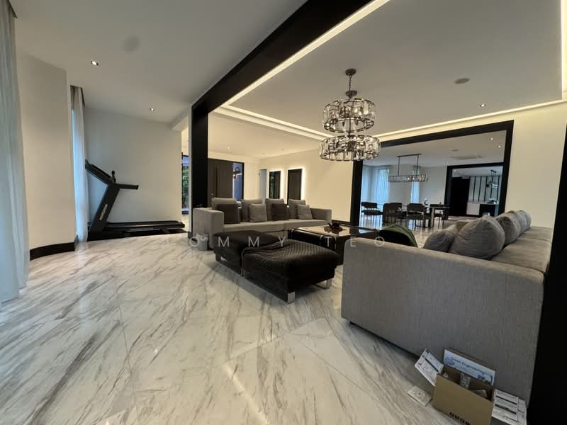 Colonial Style GCB with full tranquility in King Albert Park for rent, , 8 Bedrooms, 11,000 sqft, Good Class Bungalow For Rent, by Tommy Teo, 500194800 - Living Room - PropertyGuru.com.sg