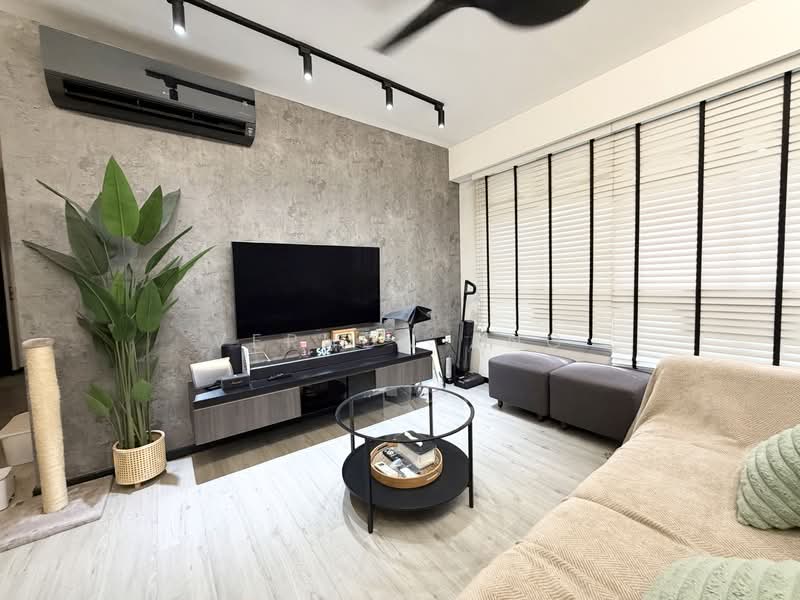 613B Tampines North Drive 1, 613B Tampines North Drive 1, 3 Bedrooms, 1,001 sqft, HDB Flat For Sale, by Vernon Ang, 500194803 - Living Room - PropertyGuru.com.sg