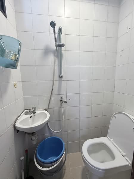 Central Grove, 3 Geylang East Avenue 1, 3 Bedrooms, 1,217 sqft, Condominium For Sale, by Lee Yeen, 500194807 - PropertyGuru.com.sg