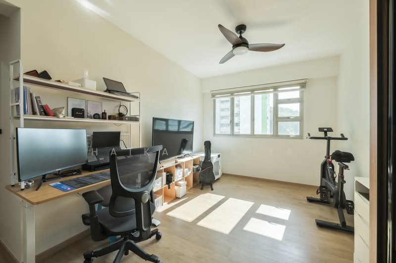 183C Woodlands Street 13, 183C Woodlands Street 13, 3 Bedrooms, 1,001 sqft, HDB Flat For Sale, by Haikal Yahya, 500194809 - Study - PropertyGuru.com.sg