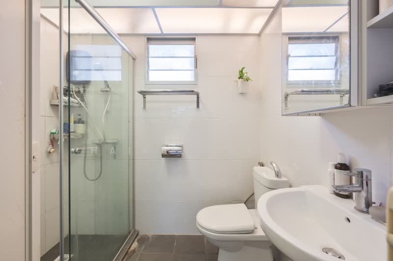 183C Woodlands Street 13, 183C Woodlands Street 13, 3 Bedrooms, 1,001 sqft, HDB Flat For Sale, by Haikal Yahya, 500194809 - Bathroom - PropertyGuru.com.sg