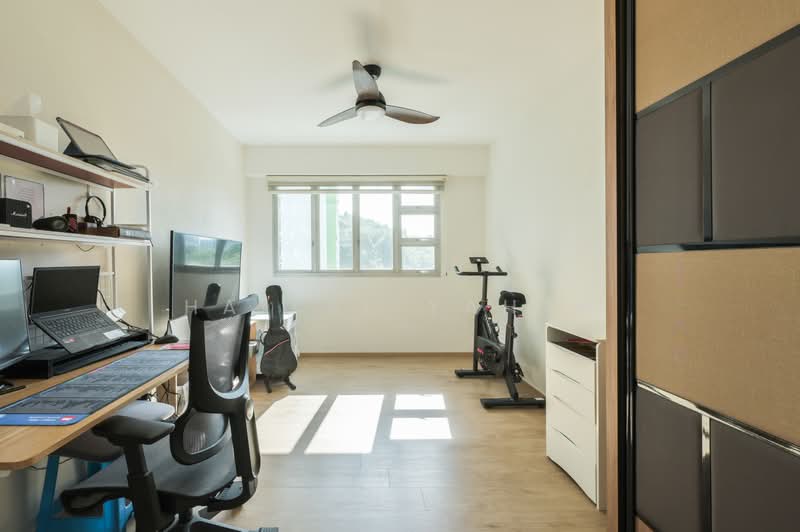 183C Woodlands Street 13, 183C Woodlands Street 13, 3 Bedrooms, 1,001 sqft, HDB Flat For Sale, by Haikal Yahya, 500194809 - Study - PropertyGuru.com.sg