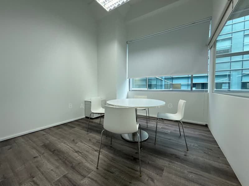 Golden Agri Plaza, 108 Pasir Panjang Road, 1,438 sqft, Light Industrial (B1) For Rent, by Bao Hui Ng, 500194811 - Manager/Discussion Room - CommercialGuru.com.sg