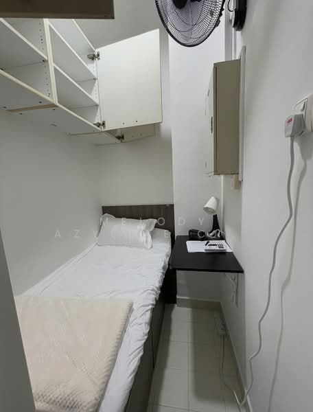 Heritage View, 8 Dover Rise, Room Rental, 50 sqft, Condominium For Rent, by Melody Azyliae Chiam, 500194825 - Bedroom - PropertyGuru.com.sg