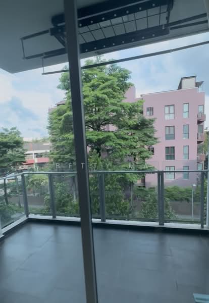 Canberra Residences, 503 Canberra Drive, 2 Bedrooms, 904 sqft, Condominium For Sale, by Betty Ma, 500194833 - Balcony - PropertyGuru.com.sg