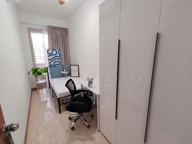 Le Crescendo, 233 Paya Lebar Road, Room Rental, 150 sqft, Condominium For Rent, by Melody Azyliae Chiam, 500194837 - Bedroom - PropertyGuru.com.sg