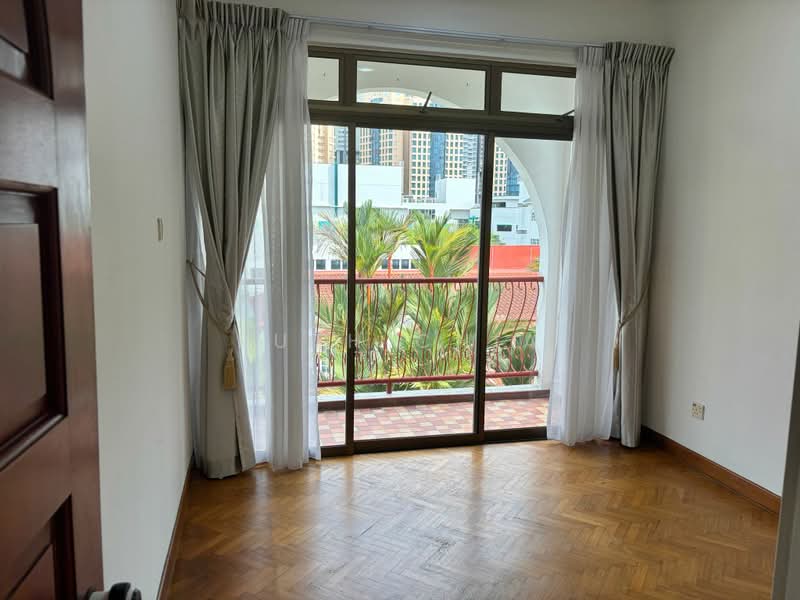 Jervois Grove, 100 Jervois Road, 3 Bedrooms, 1,400 sqft, Apartment For Rent, by Ruth Chia, 500194838 - Balcony - PropertyGuru.com.sg