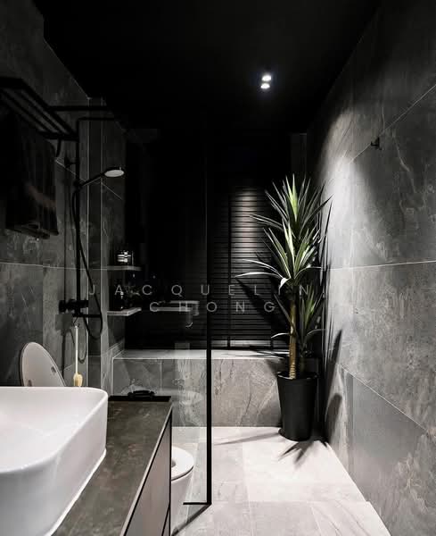 Flamingo Valley, 460 Siglap Road, 5 Bedrooms, 2,960 sqft, Condominium For Sale, by Jacqueline Chong, 500194845 - Bathroom - PropertyGuru.com.sg