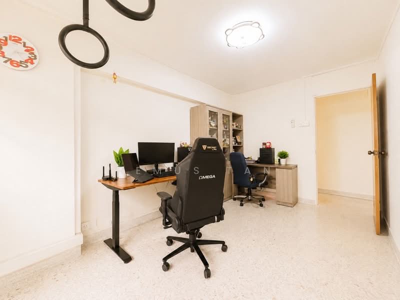 648 Ang Mo Kio Avenue 5, 648 Ang Mo Kio Avenue 5, 3 Bedrooms, 1,302 sqft, HDB Flat For Sale, by Remus Tan, 500194849 - PropertyGuru.com.sg