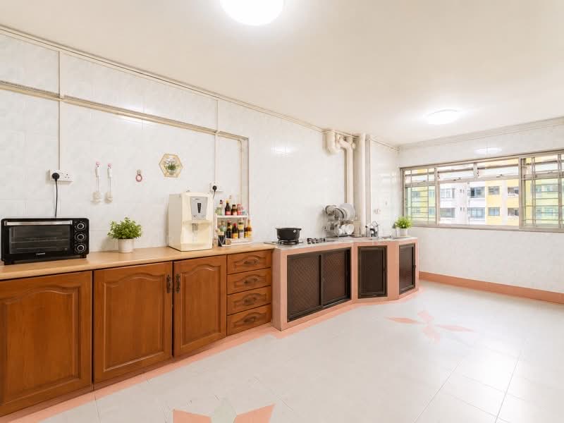 648 Ang Mo Kio Avenue 5, 648 Ang Mo Kio Avenue 5, 3 Bedrooms, 1,302 sqft, HDB Flat For Sale, by Remus Tan, 500194849 - PropertyGuru.com.sg