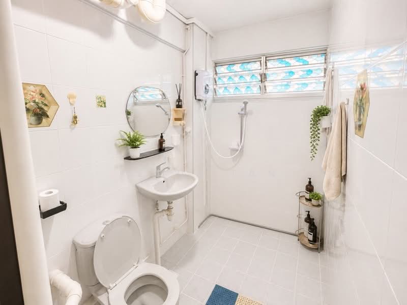 648 Ang Mo Kio Avenue 5, 648 Ang Mo Kio Avenue 5, 3 Bedrooms, 1,302 sqft, HDB Flat For Sale, by Remus Tan, 500194849 - PropertyGuru.com.sg