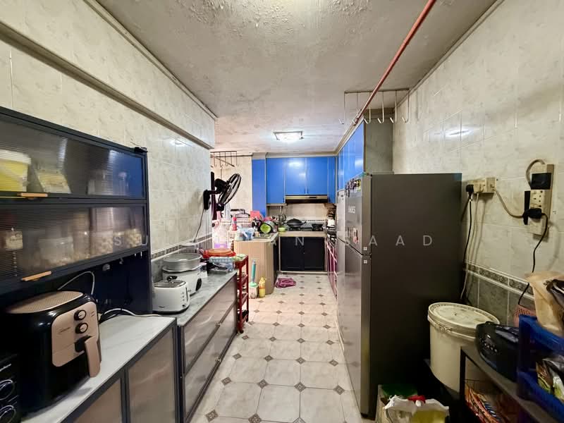 427 Jurong West Avenue 1, 427 Jurong West Avenue 1, 3 Bedrooms, 1,453 sqft, HDB Flat For Sale, by Sulaiman Saad, 500194854 - Kitchen - PropertyGuru.com.sg