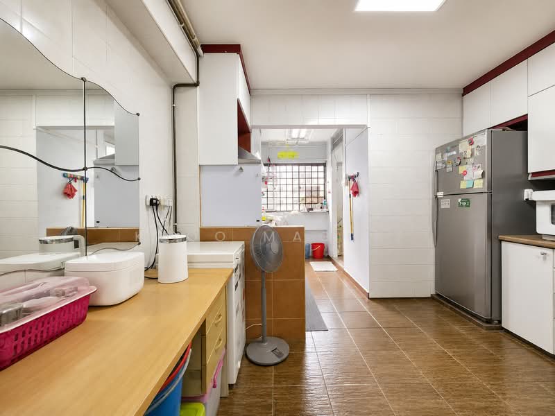 525 Jelapang Road, 525 Jelapang Road, 3 Bedrooms, 1,109 sqft, HDB Flat For Sale, by Khoo Maggie, 500194864 - Kitchen - PropertyGuru.com.sg