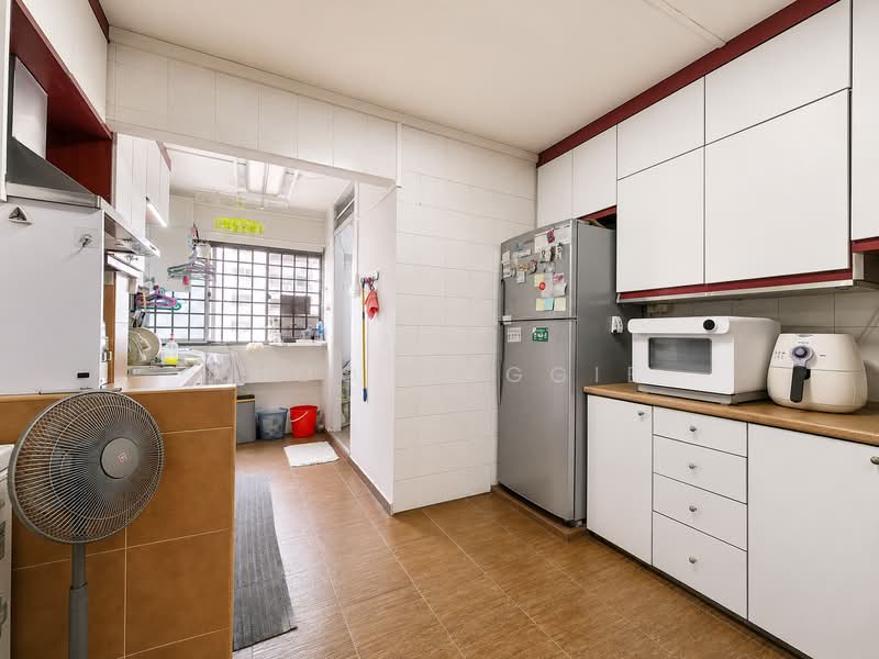 525 Jelapang Road, 525 Jelapang Road, 3 Bedrooms, 1,109 sqft, HDB Flat For Sale, by Khoo Maggie, 500194864 - Kitchen - PropertyGuru.com.sg
