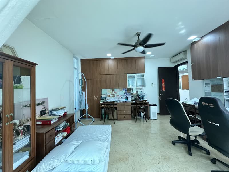 Seletar court, Seletar Hills Drive, Seletar Crescent, Seletar Court, 5 Bedrooms, 4,500 sqft, Corner Terrace For Sale, by Norman Tan, 500194865 - PropertyGuru.com.sg