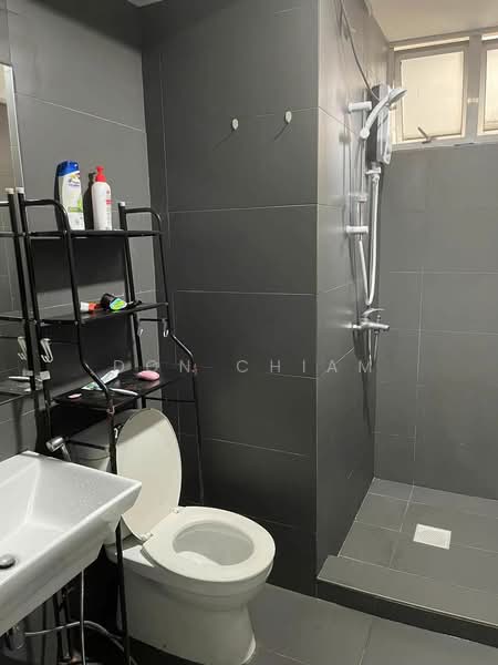 St Francis Court, 90 Saint Francis Road, 4 Bedrooms, 1,270 sqft, Apartment For Sale, by Don Chiam, 500194876 - Bathroom - PropertyGuru.com.sg