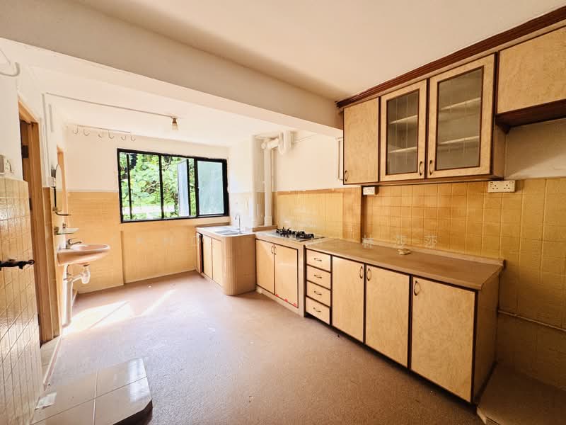 30 Telok Blangah Rise, 30 Telok Blangah Rise, 2 Bedrooms, 753 sqft, HDB Flat For Sale, by Sandy Lim 林莎莎, 500194878 - Kitchen - PropertyGuru.com.sg