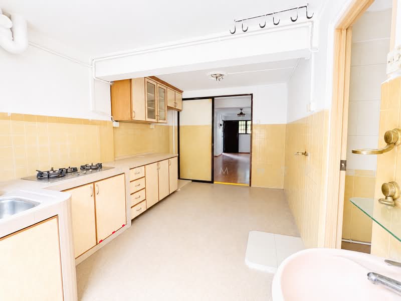 30 Telok Blangah Rise, 30 Telok Blangah Rise, 2 Bedrooms, 753 sqft, HDB Flat For Sale, by Sandy Lim 林莎莎, 500194878 - Kitchen - PropertyGuru.com.sg