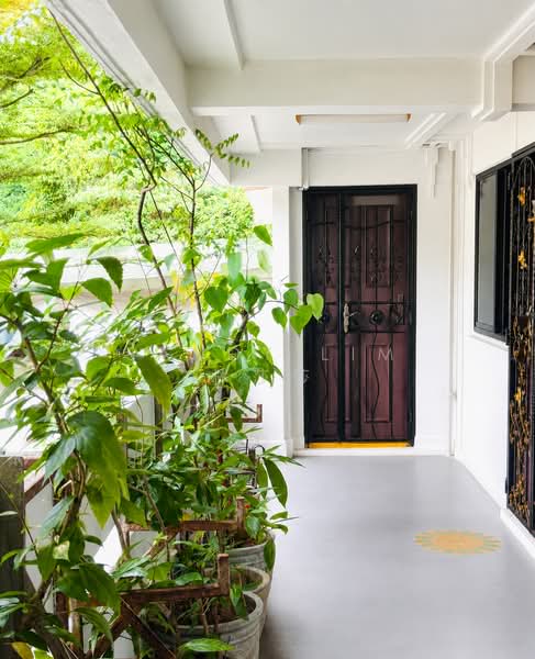 30 Telok Blangah Rise, 30 Telok Blangah Rise, 2 Bedrooms, 753 sqft, HDB Flat For Sale, by Sandy Lim 林莎莎, 500194878 - Corner/Entrance - PropertyGuru.com.sg