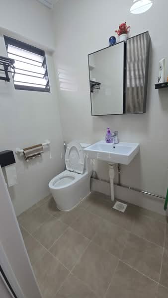 516 Choa Chu Kang Street 51, 516 Choa Chu Kang Street 51, Room Rental, 96 sqft, HDB Flat For Rent, by Lionel Tan, 500194887 - Bathroom - PropertyGuru.com.sg